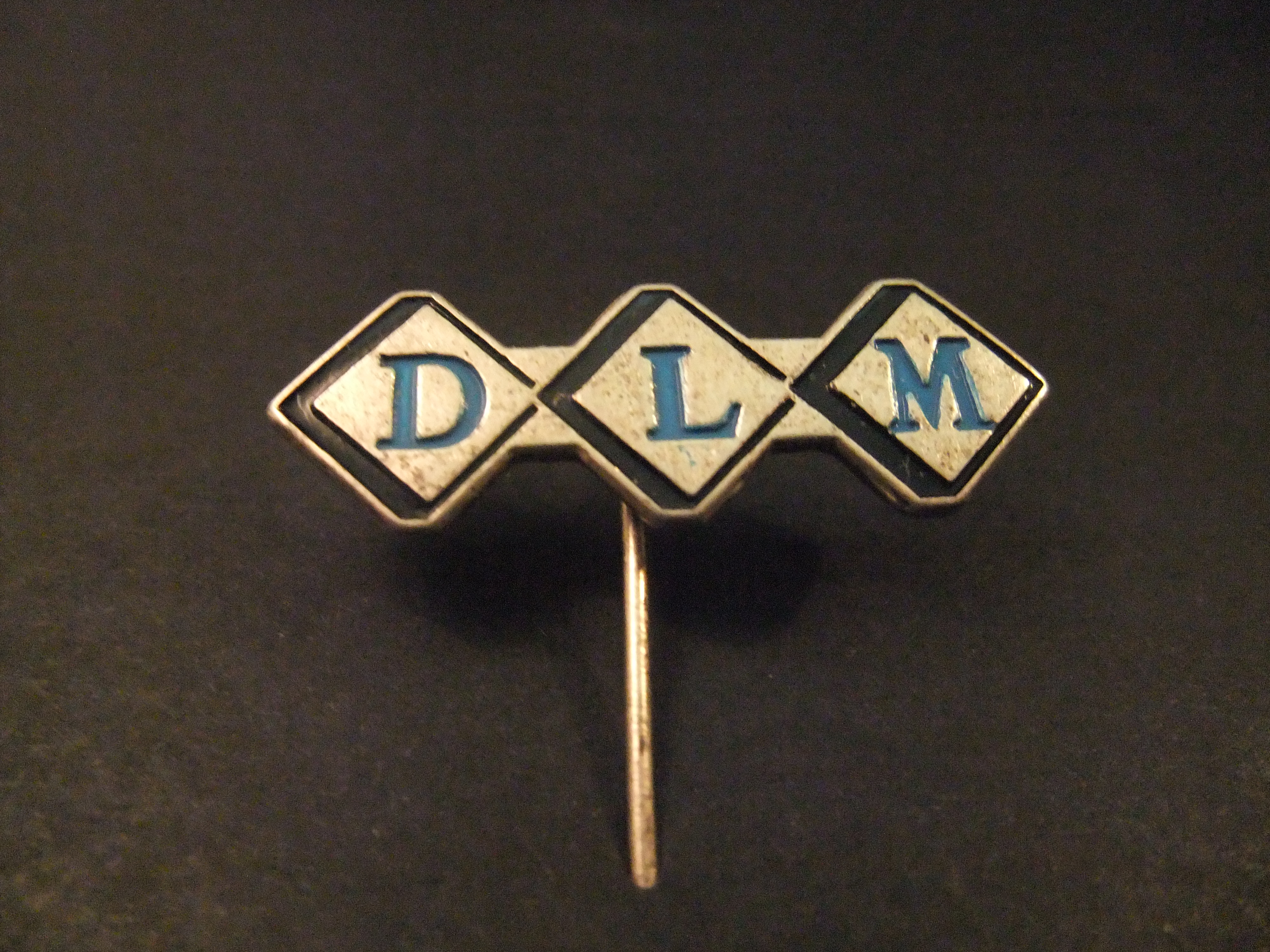 DLM onbekend logo, wie weet het